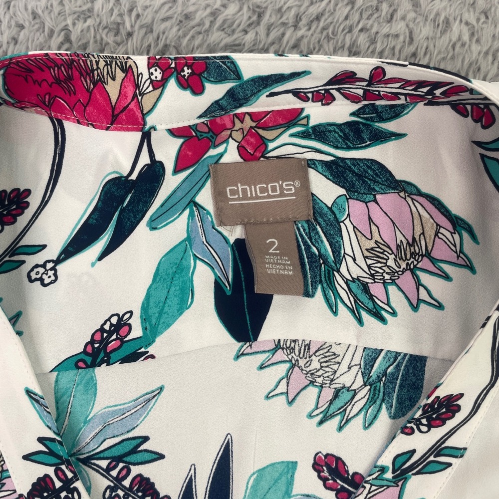 Chico's Button Front Blouse Womens 2 White Floral Tropical Short Dolman Sleeve - Picture 2 of 6